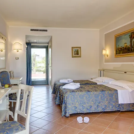 Santamaria Hotel 4*