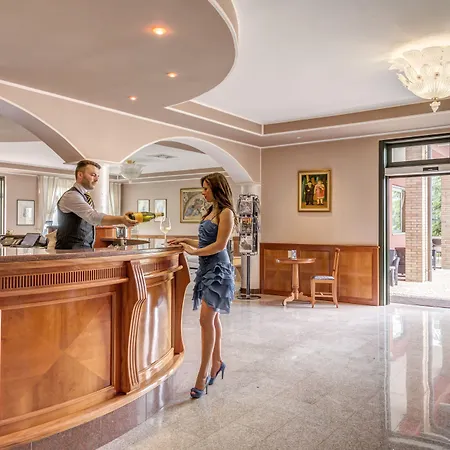Santamaria Hotel 4*