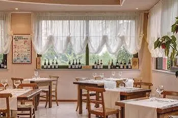 Hotel Santamaria 4*